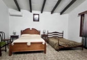 Chalet independiente con terreno en venta en la España, Campanet, ref: TR321048 foto