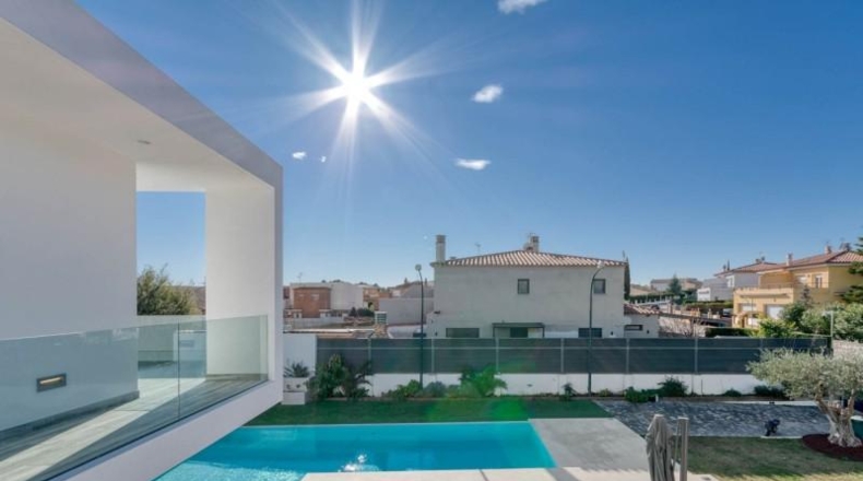 Gerona - Avinyonet de Puigventós - 1450m2