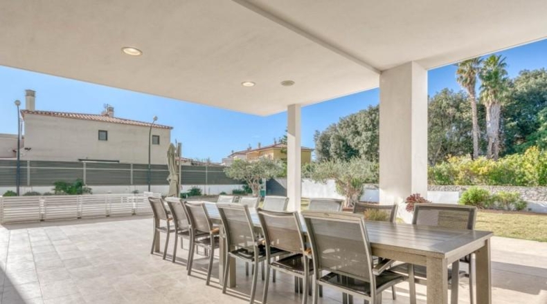 Gerona - Avinyonet de Puigventós - 1450m2