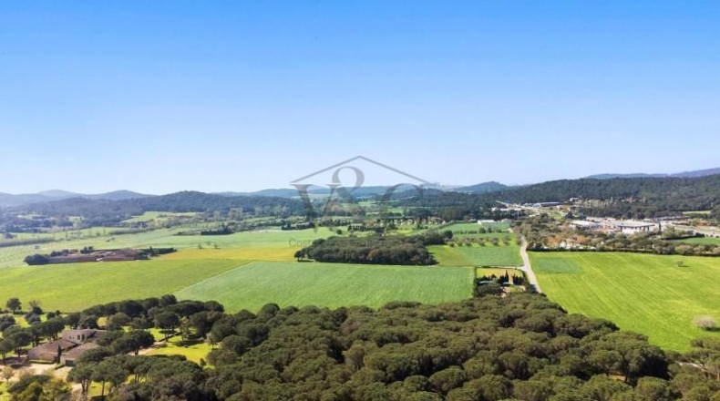 Gerona - Mont-ras - 1209m2