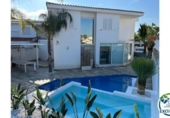Casa de pueblo en venta en la España, Castelló d'Empúries, ref: TR297368 foto