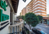Chalet independiente con terreno en venta en la España, Granada, ref: TR264178 foto