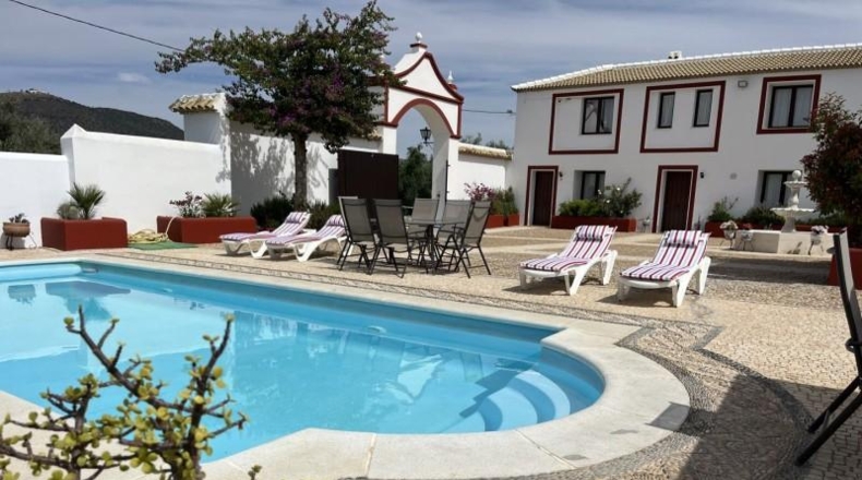 Córdoba - Lucena - 33000m2
