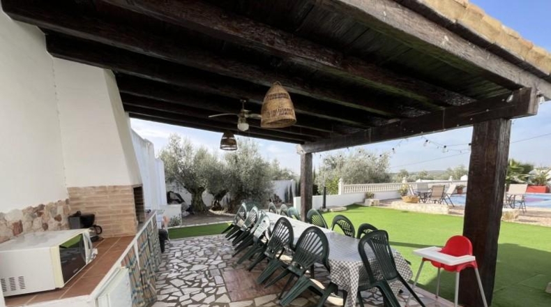 Córdoba - Lucena - 33000m2