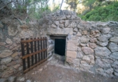 Chalet independiente con terreno en venta en la España, Calvià, ref: TR142348 foto