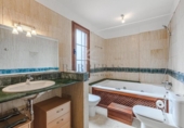 Chalet independiente con terreno en venta en la España, Adeje, ref: TR228424 foto