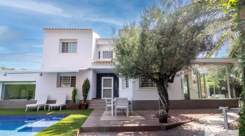Valencia - La Eliana - 592m2
