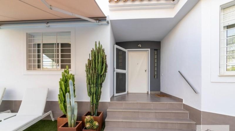 Valencia - La Eliana - 592m2