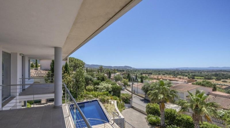 Gerona - Palau-saverdera - 695m2