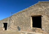 Chalet independiente con terreno en venta en la España, Manacor, ref: TR158736 foto