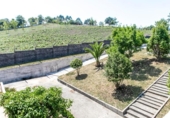 Chalet independiente con terreno en venta en la España, Santiago de Compostela, ref: TR148657 foto