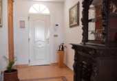 Chalet independiente con terreno en venta en la España, Estepona, ref: TR149132 foto