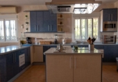 Chalet independiente con terreno en venta en la España, Estepona, ref: TR149132 foto