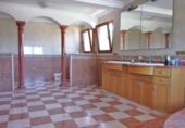 Chalet independiente con terreno en venta en la España, Alicante, ref: TR142274 foto