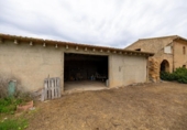 Chalet independiente con terreno en venta en la España, Manacor, ref: TR387559 foto