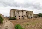 Chalet independiente con terreno en venta en la España, Manacor, ref: TR387559 foto