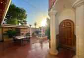 Chalet independiente con terreno en venta en la España, L'Alfàs del Pi, ref: TR236539 foto