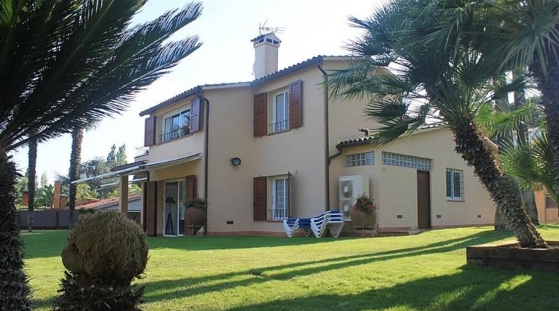 Gerona - Blanes - 835m2