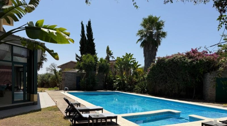 Sevilla - Gelves - 2220m2