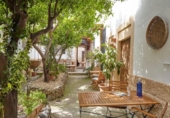 Chalet independiente con terreno en venta en la España, Alaró, ref: TR337154 foto