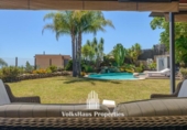 Chalet independiente con terreno en venta en la España, Sant Vicenç de Montalt, ref: TR263147 foto