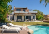Chalet independiente con terreno en venta en la España, Sant Vicenç de Montalt, ref: TR263147 foto
