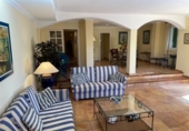 Chalet independiente con terreno en venta en la España, Llucmajor, ref: TR315022 foto