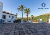 Chalet independiente con terreno en venta en la España, Almuñécar, ref: TR217214 foto