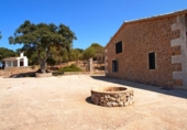 Chalet independiente con terreno en venta en la España, Esporles, ref: TR136544 foto