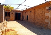 Chalet independiente con terreno en venta en la España, Esporles, ref: TR136544 foto