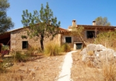 Chalet independiente con terreno en venta en la España, Esporles, ref: TR136544 foto