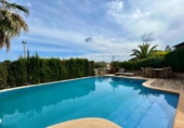 Chalet independiente con terreno en venta en la España, Inca, ref: TR169213 foto