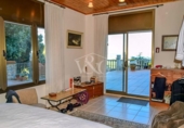 Chalet independiente con terreno en venta en la España, Begur, ref: TR149798 foto