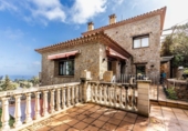 Chalet independiente con terreno en venta en la España, Begur, ref: TR232454 foto