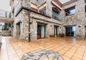 Chalet independiente con terreno en venta en la España, Begur, ref: TR232454 foto