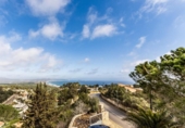 Chalet independiente con terreno en venta en la España, Begur, ref: TR232454 foto