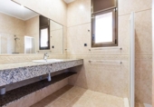 Chalet independiente con terreno en venta en la España, Begur, ref: TR232454 foto