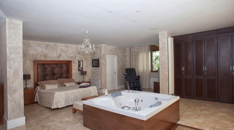 Valencia - Picasent - 10482m2