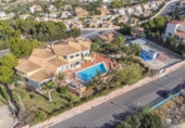 Chalet independiente con terreno en venta en la España, El Campello, ref: TR176076 foto