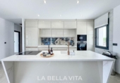 Chalet independiente con terreno en venta en la España, Rojales, ref: TR157294 foto