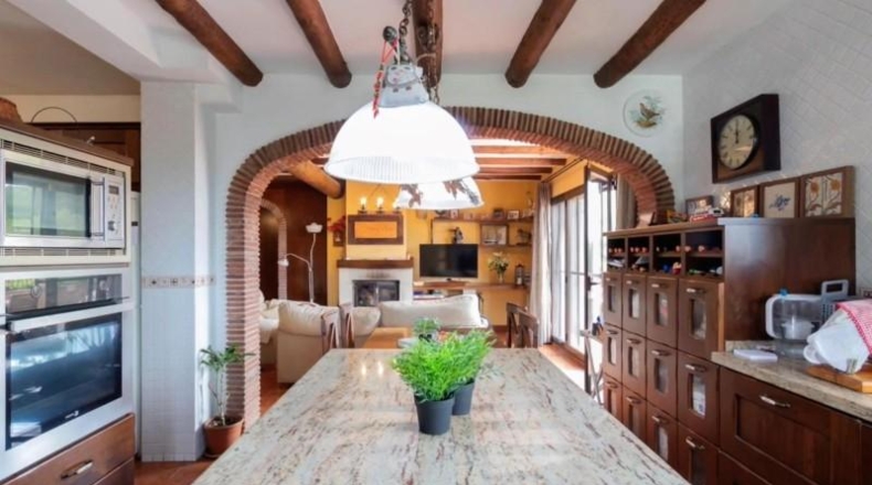 Tarragona - Almoster - 17000m2