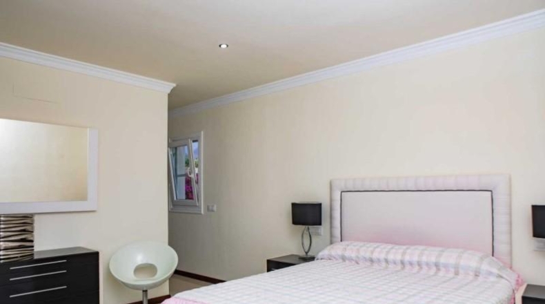 Santa Cruz de Tenerife - Adeje - 1038m2