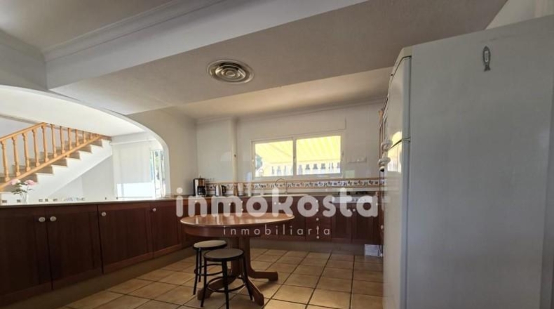 Alicante - Alfaz del Pi - 2000m2