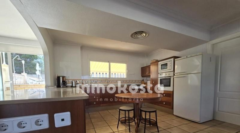 Alicante - Alfaz del Pi - 2000m2