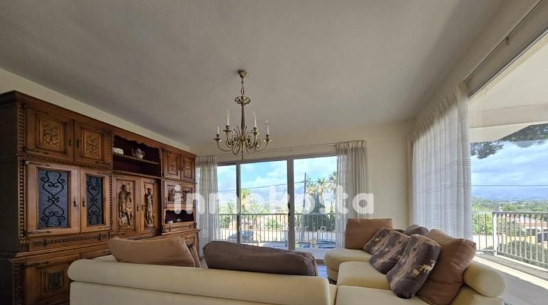 Alicante - Alfaz del Pi - 2000m2