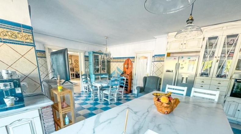 Valencia - Cullera - 10000m2