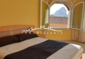 Chalet independiente con terreno en venta en la España, Calpe, ref: TR203762 foto