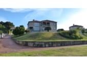 Chalet independiente con terreno en venta en la España, Pontevedra, ref: TR243104 foto