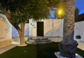Chalet independiente con terreno en venta en la España, San Juan, ref: TR398681 foto