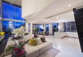 Chalet independiente con terreno en venta en la España, Marbella, ref: TR162245 foto